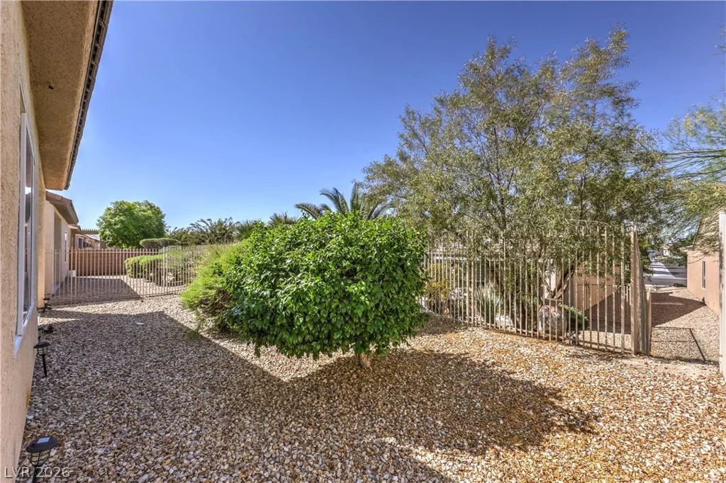 7825 Wading Bird, North Las Vegas, NV 89084