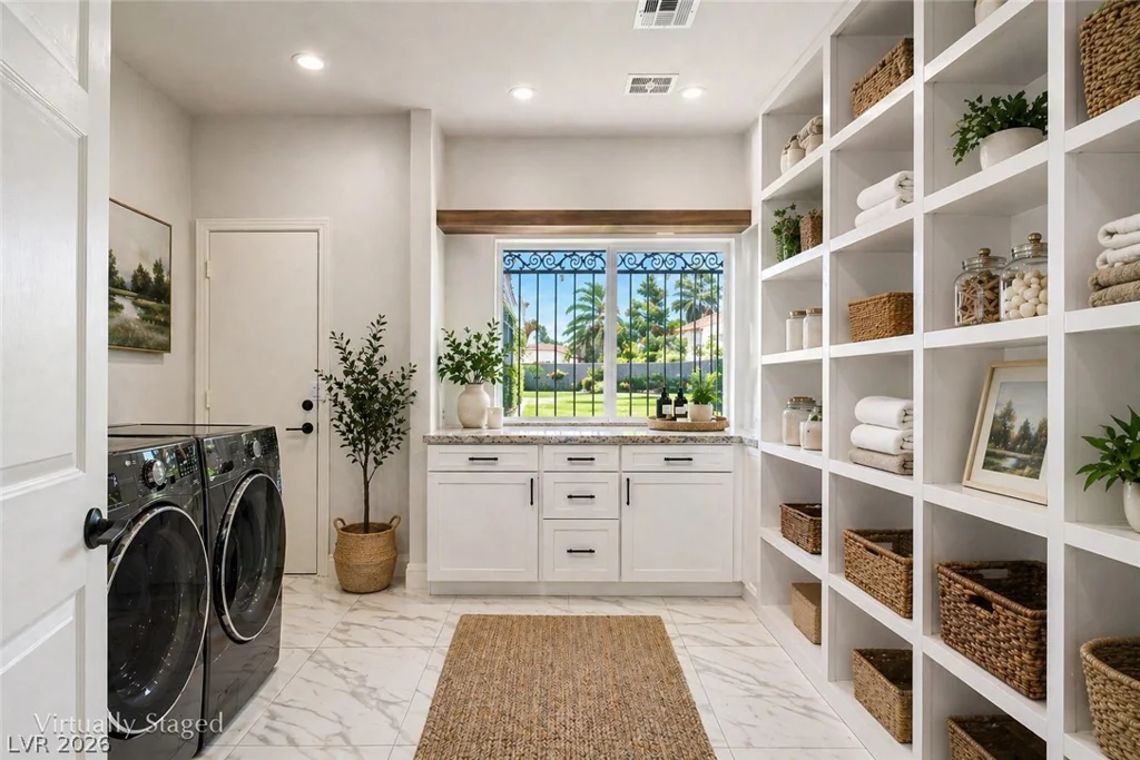 60 Levi, Las Vegas, NV 89183