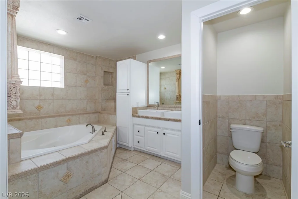 60 Levi, Las Vegas, NV 89183