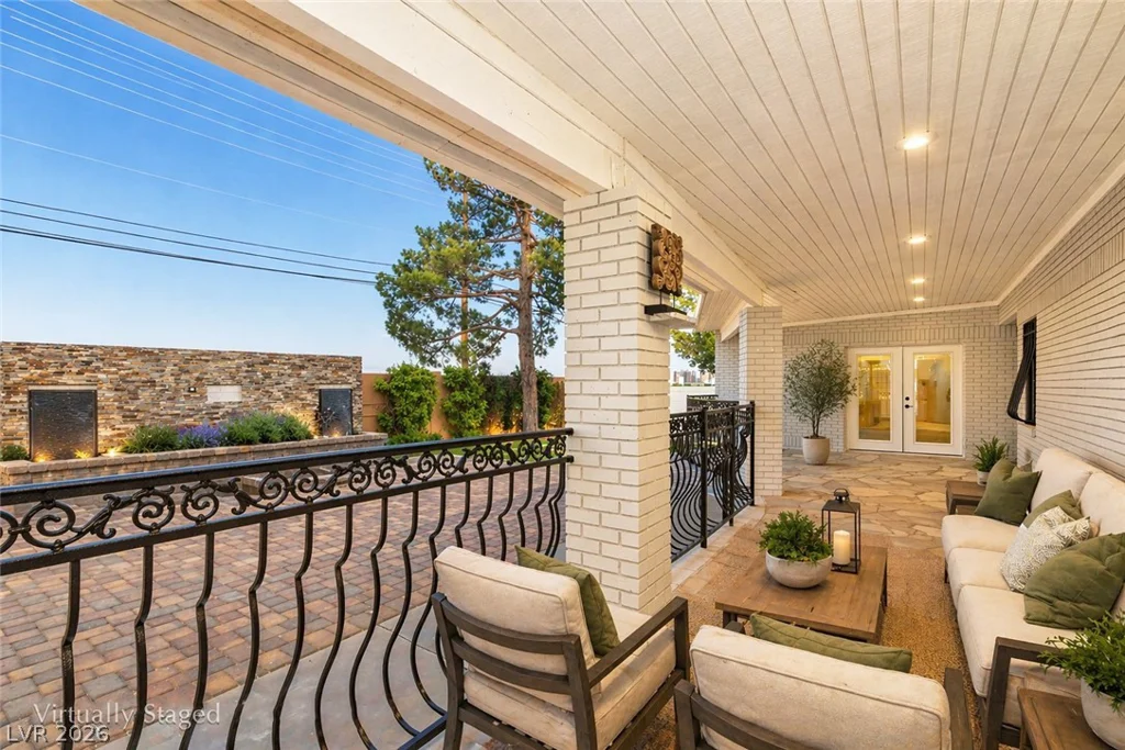60 Levi, Las Vegas, NV 89183