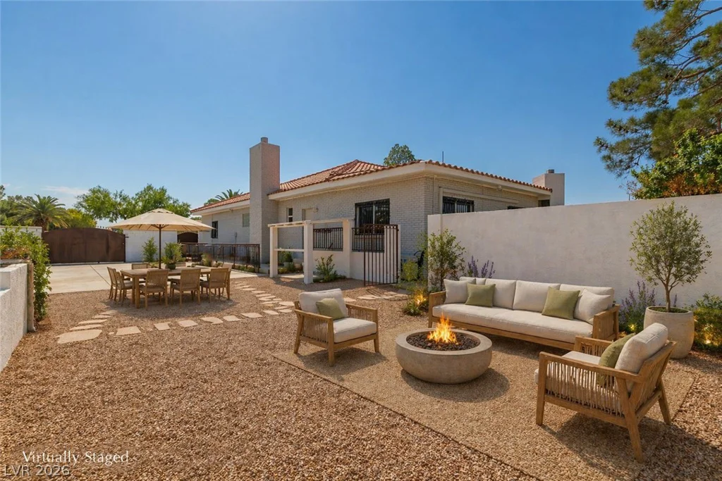 60 Levi, Las Vegas, NV 89183