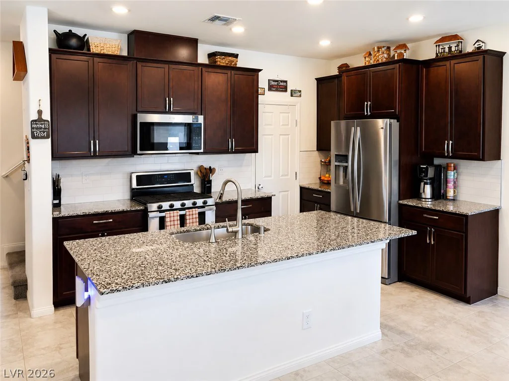 7014 Wildhorse Creek, North Las Vegas, NV 89086