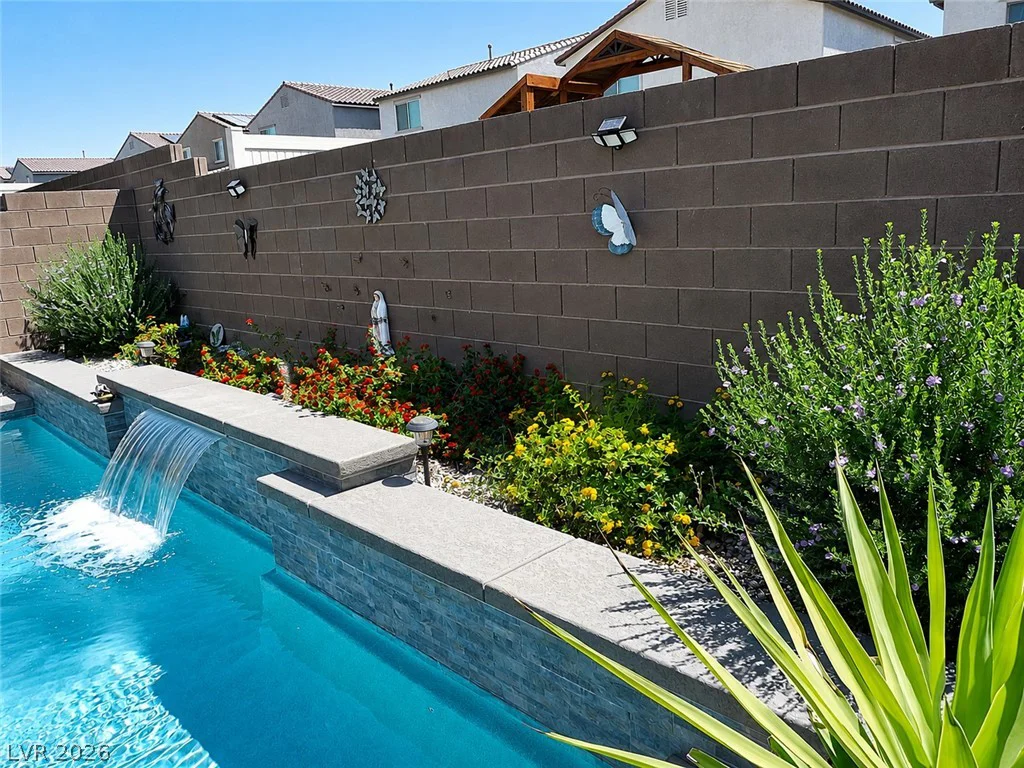 7014 Wildhorse Creek, North Las Vegas, NV 89086