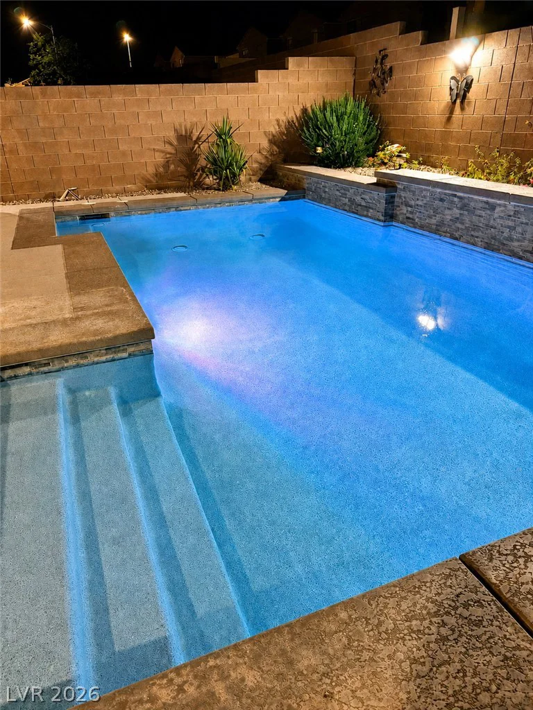 7014 Wildhorse Creek, North Las Vegas, NV 89086