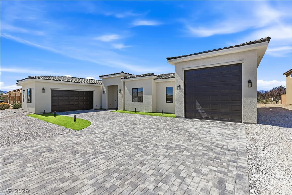 4700 Parkwood, Pahrump, NV 89061