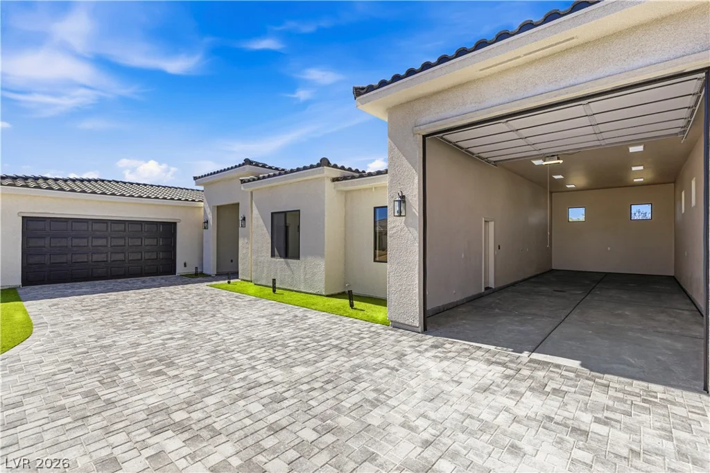 4700 Parkwood, Pahrump, NV 89061