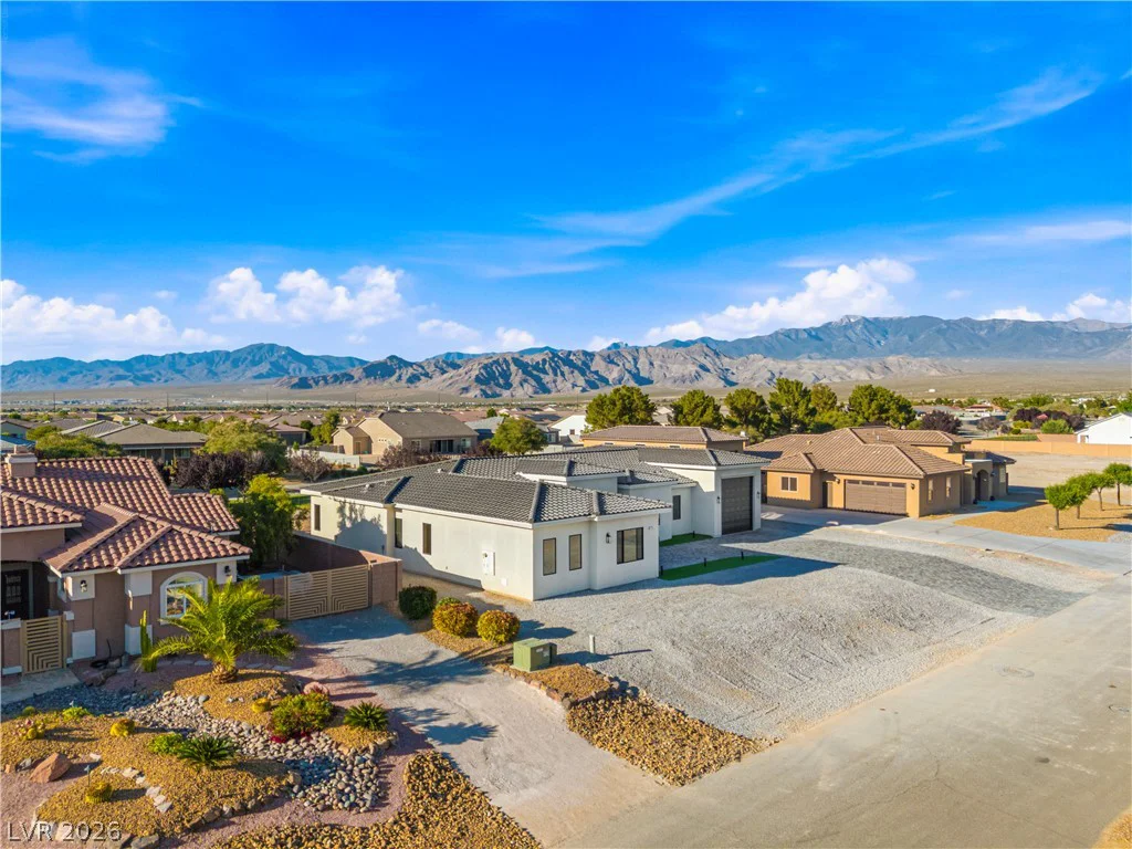 4700 Parkwood, Pahrump, NV 89061