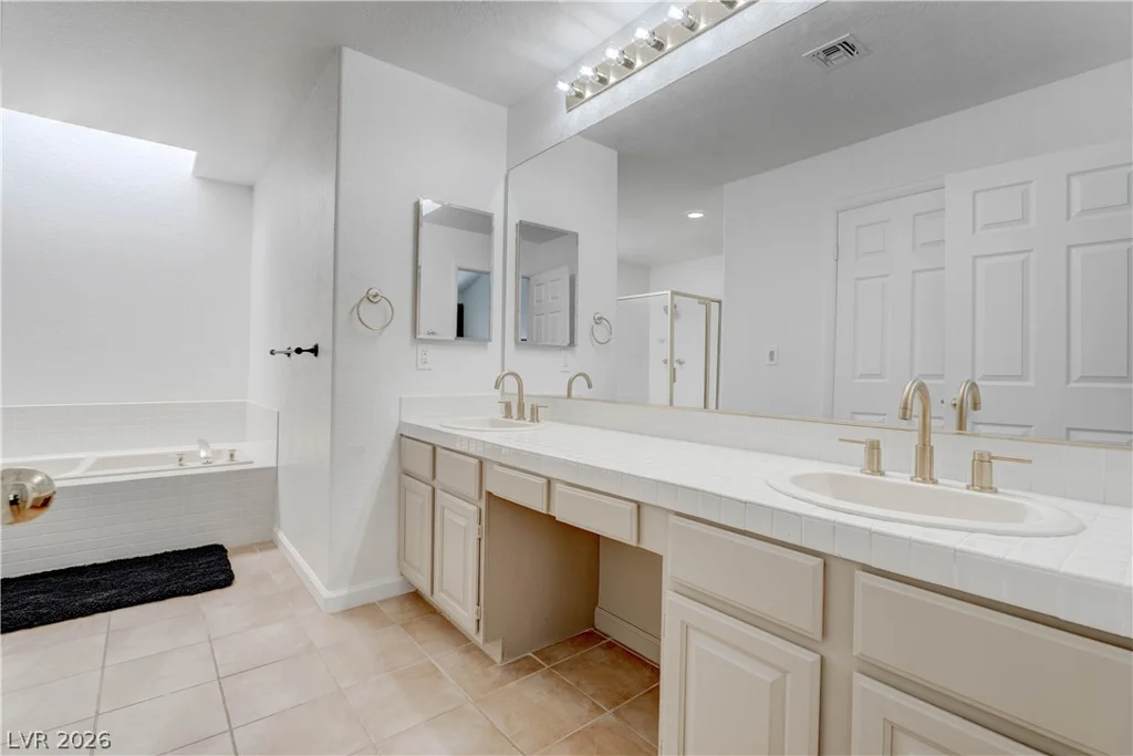 3238 Brookfield, Las Vegas, NV 89120