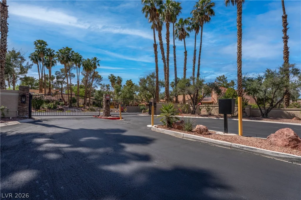 3238 Brookfield, Las Vegas, NV 89120