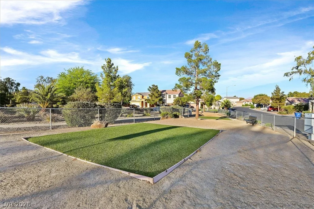 5128 El Pescador, Las Vegas, NV 89108