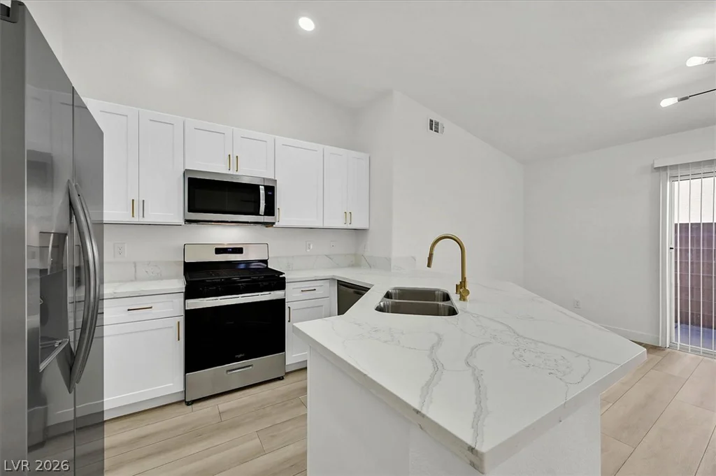5128 El Pescador, Las Vegas, NV 89108