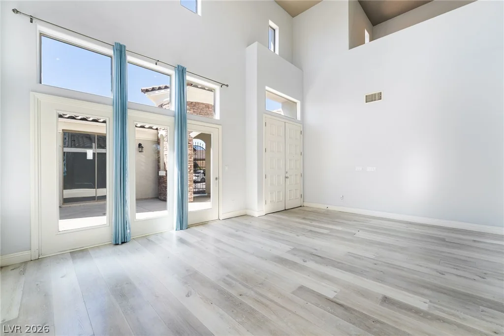 5764 Murtiga, Las Vegas, NV 89141