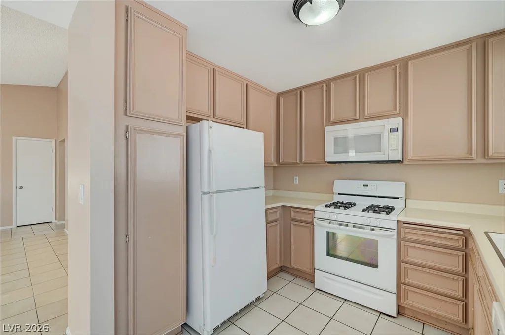 717 Whispering Palms, Las Vegas, NV 89123
