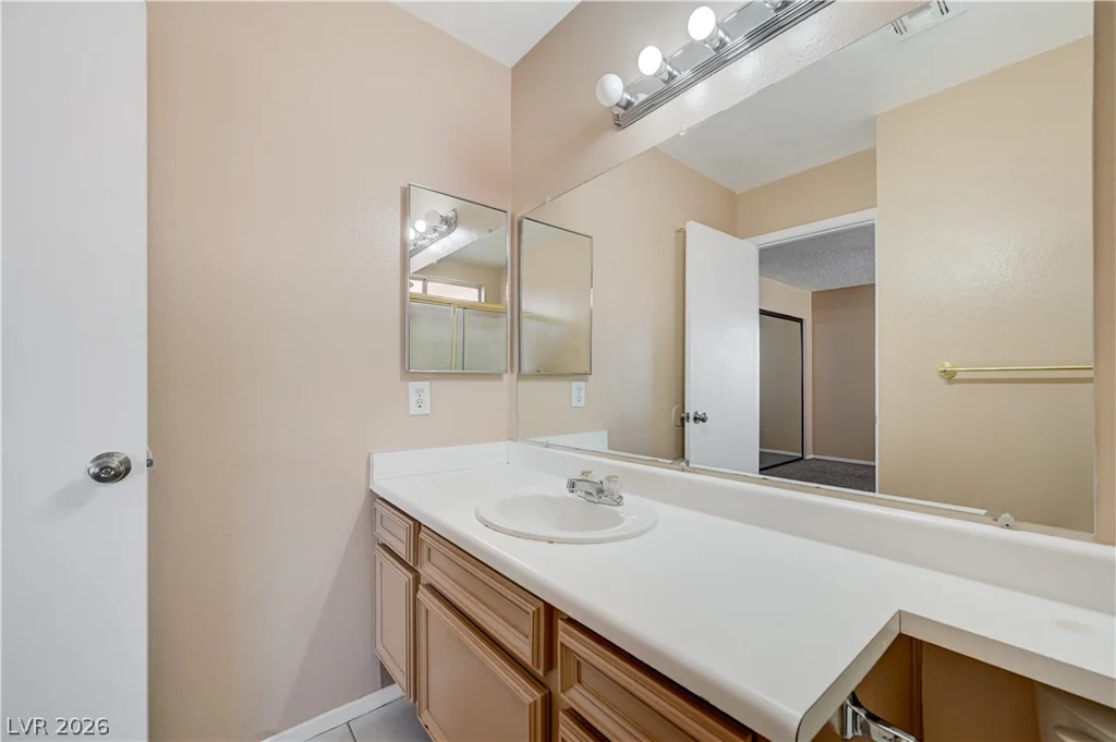 717 Whispering Palms, Las Vegas, NV 89123