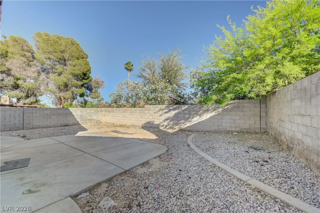717 Whispering Palms, Las Vegas, NV 89123