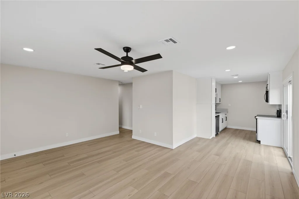 3658 Gold Mist, Las Vegas, NV 89115