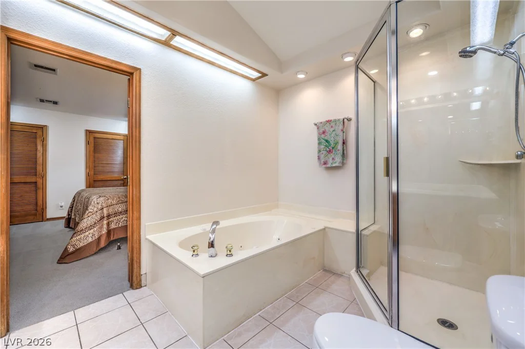 7460 Buckskin, Las Vegas, NV 89129