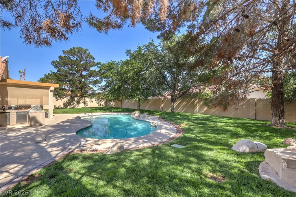 7460 Buckskin, Las Vegas, NV 89129