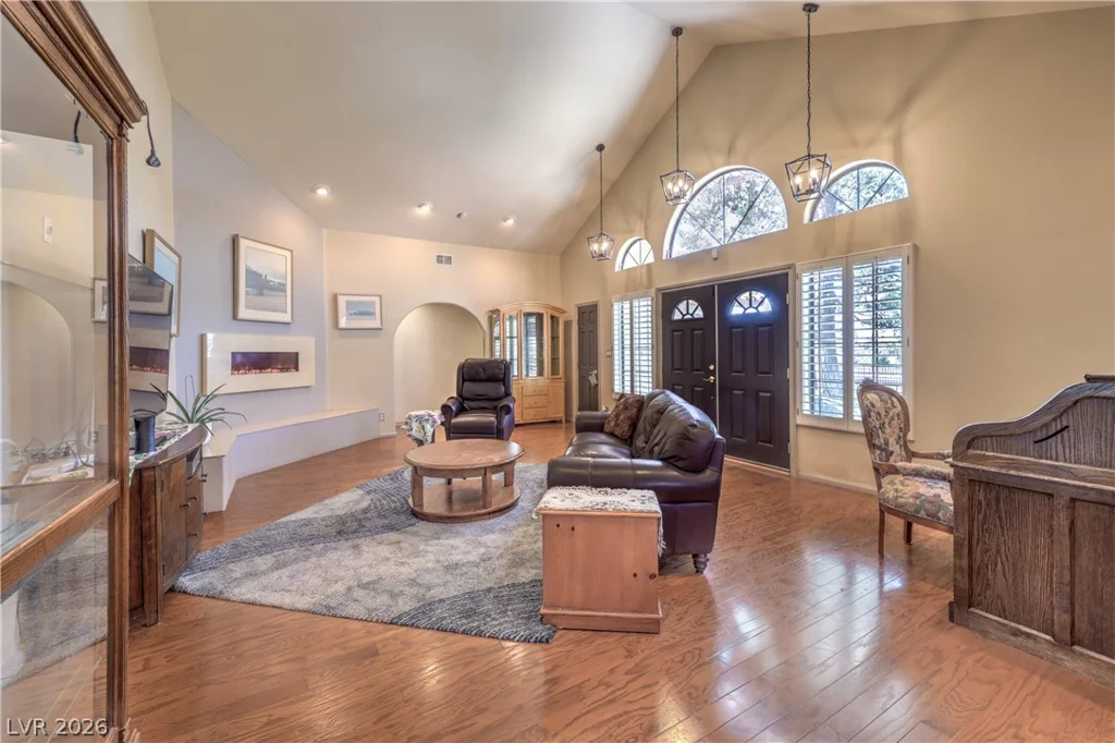 7460 Buckskin, Las Vegas, NV 89129