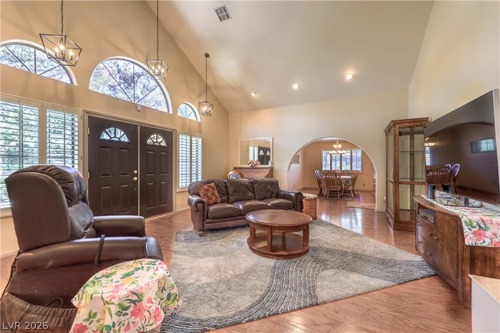 7460 Buckskin, Las Vegas, NV 89129