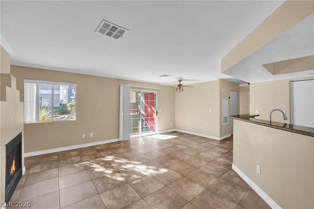8600 Charleston, Las Vegas, NV 89117