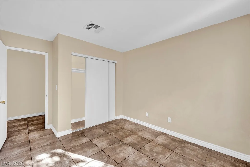 8600 Charleston, Las Vegas, NV 89117
