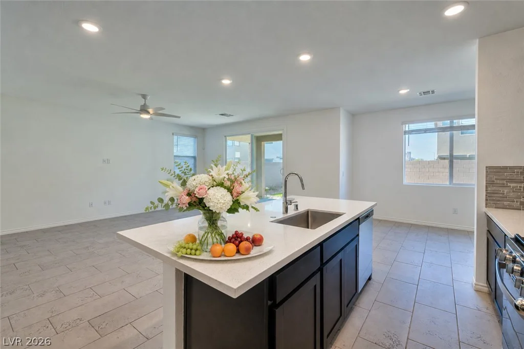 4368 Bayley Skye, Las Vegas, NV 89141