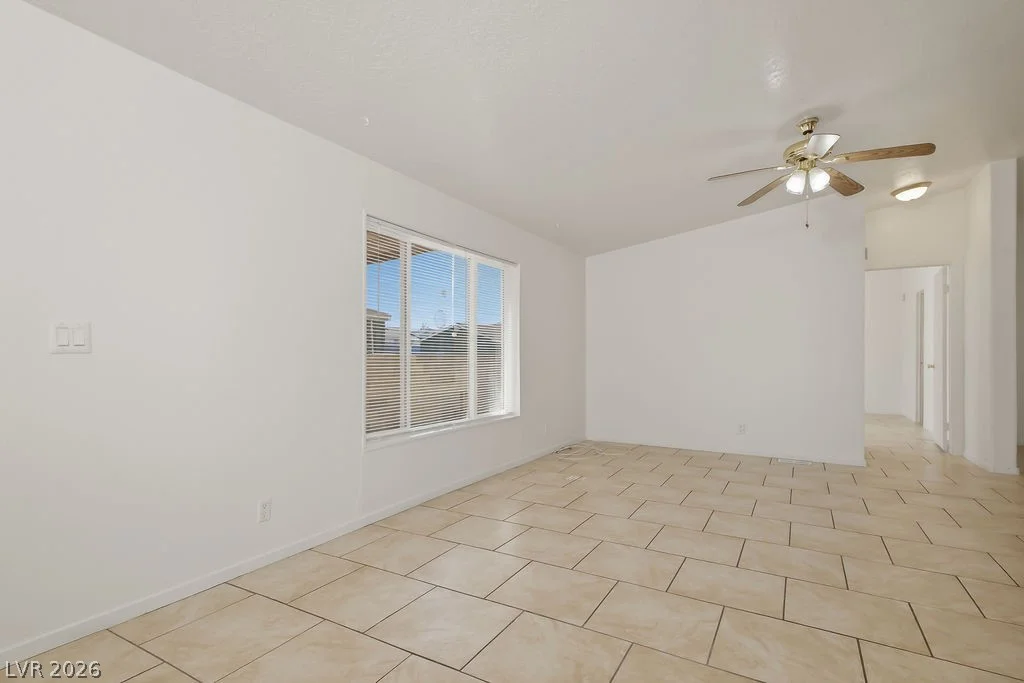 5915 Sassy Rose, Las Vegas, NV 89122