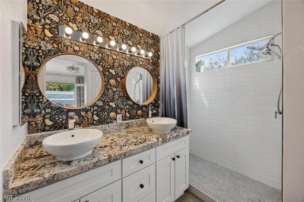 14 Spur Cross, Henderson, NV 89012