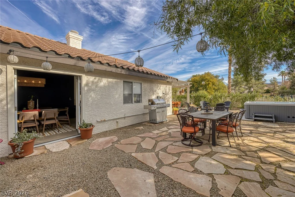 14 Spur Cross, Henderson, NV 89012