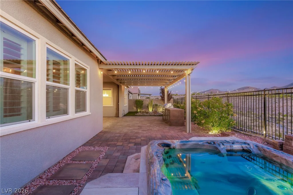 2711 Canvas Sky, Henderson, NV 89044
