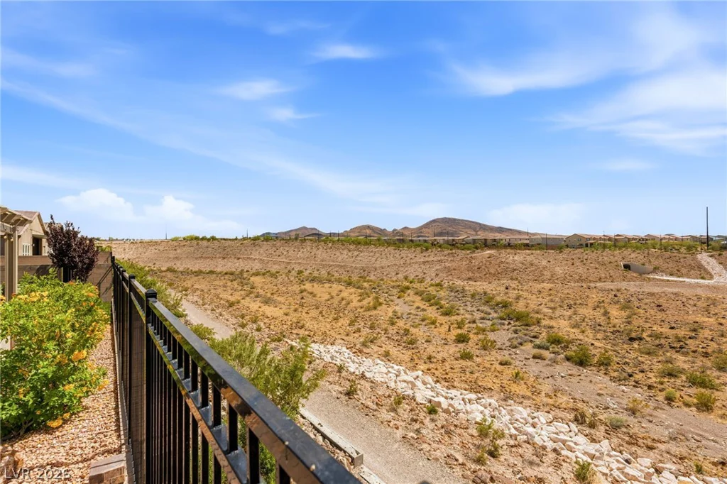2711 Canvas Sky, Henderson, NV 89044