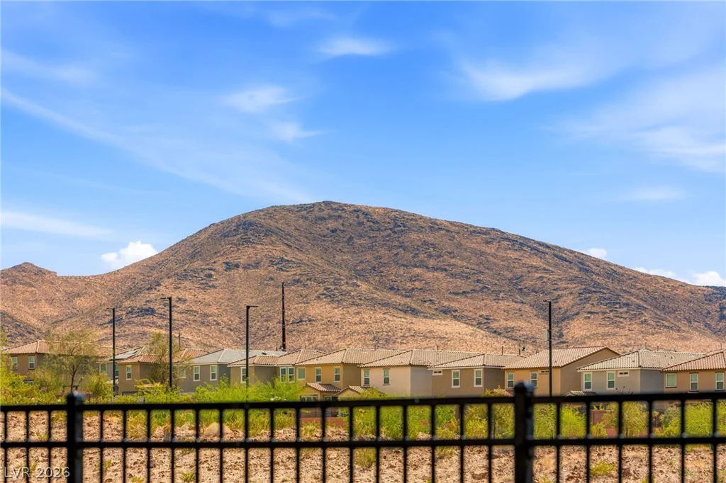 2711 Canvas Sky, Henderson, NV 89044