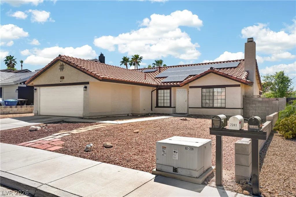 2339 Lone Pine, Henderson, NV 89014