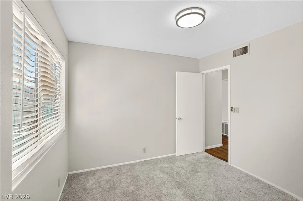 2339 Lone Pine, Henderson, NV 89014