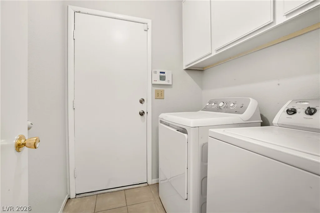 2339 Lone Pine, Henderson, NV 89014