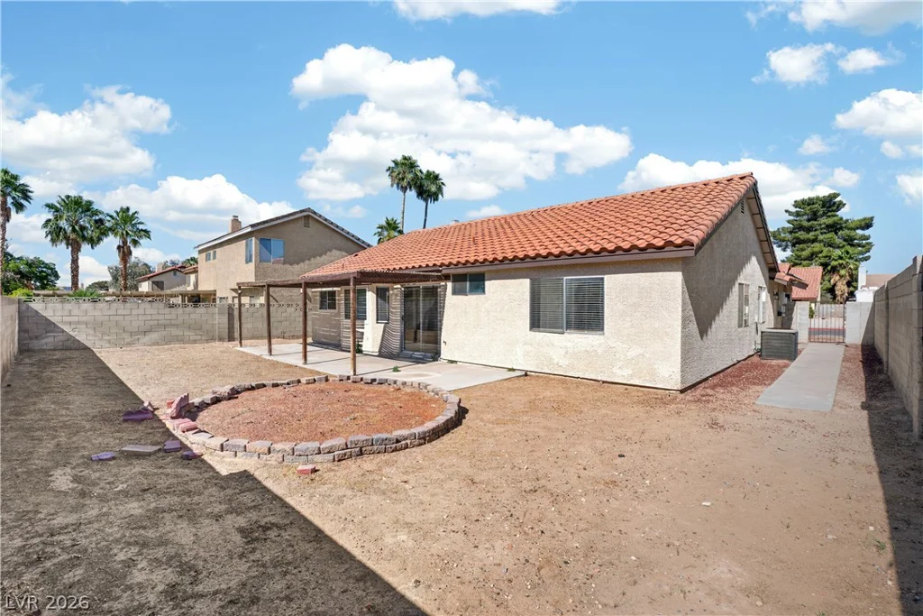 2339 Lone Pine, Henderson, NV 89014