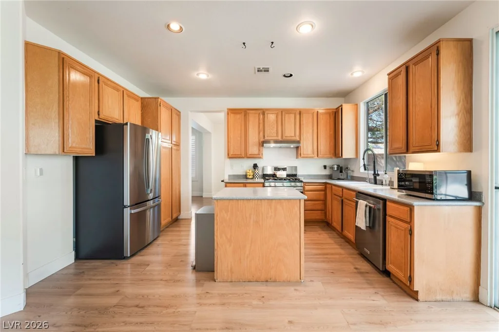 3016 Carbondale, Las Vegas, NV 89135