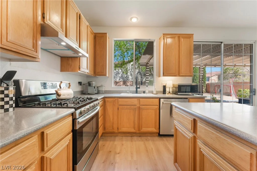 3016 Carbondale, Las Vegas, NV 89135