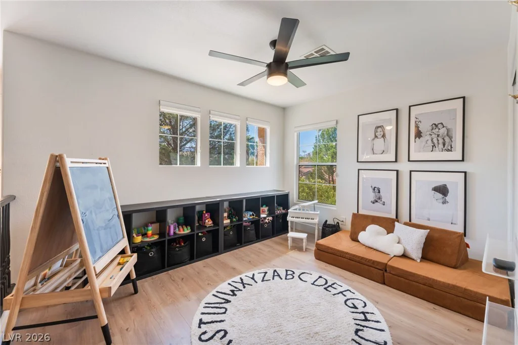 3016 Carbondale, Las Vegas, NV 89135