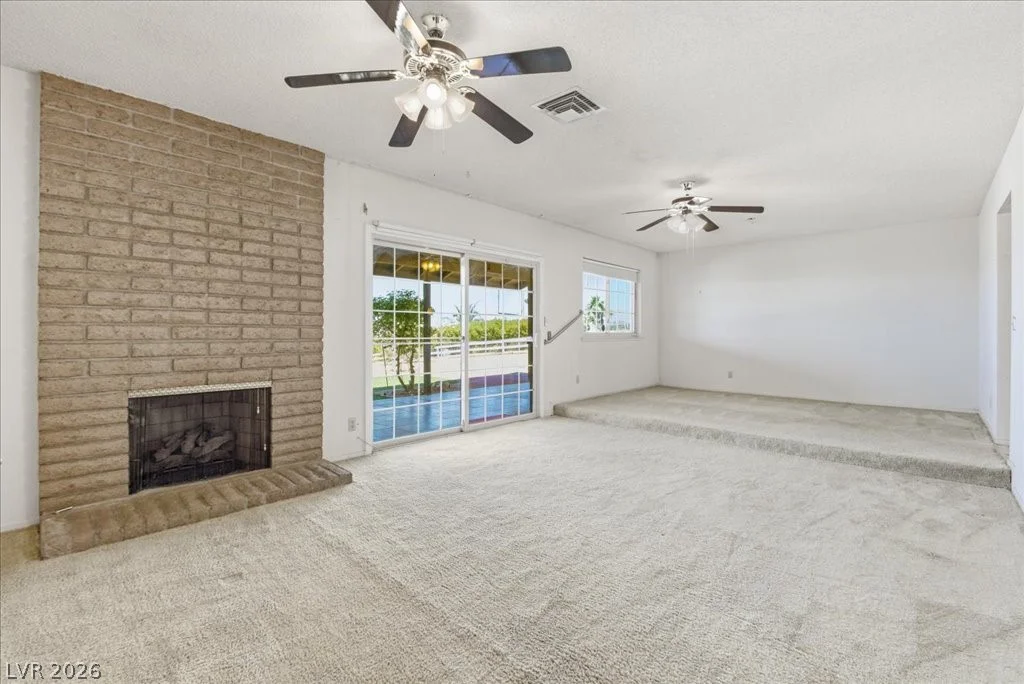 1073 Sidehill, Las Vegas, NV 89110