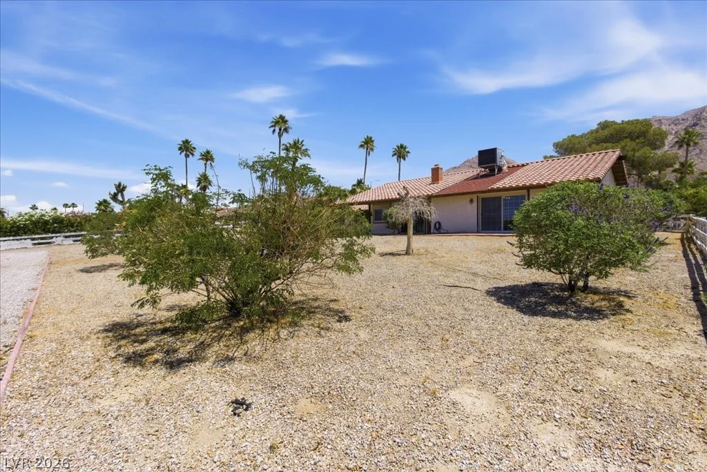 1073 Sidehill, Las Vegas, NV 89110