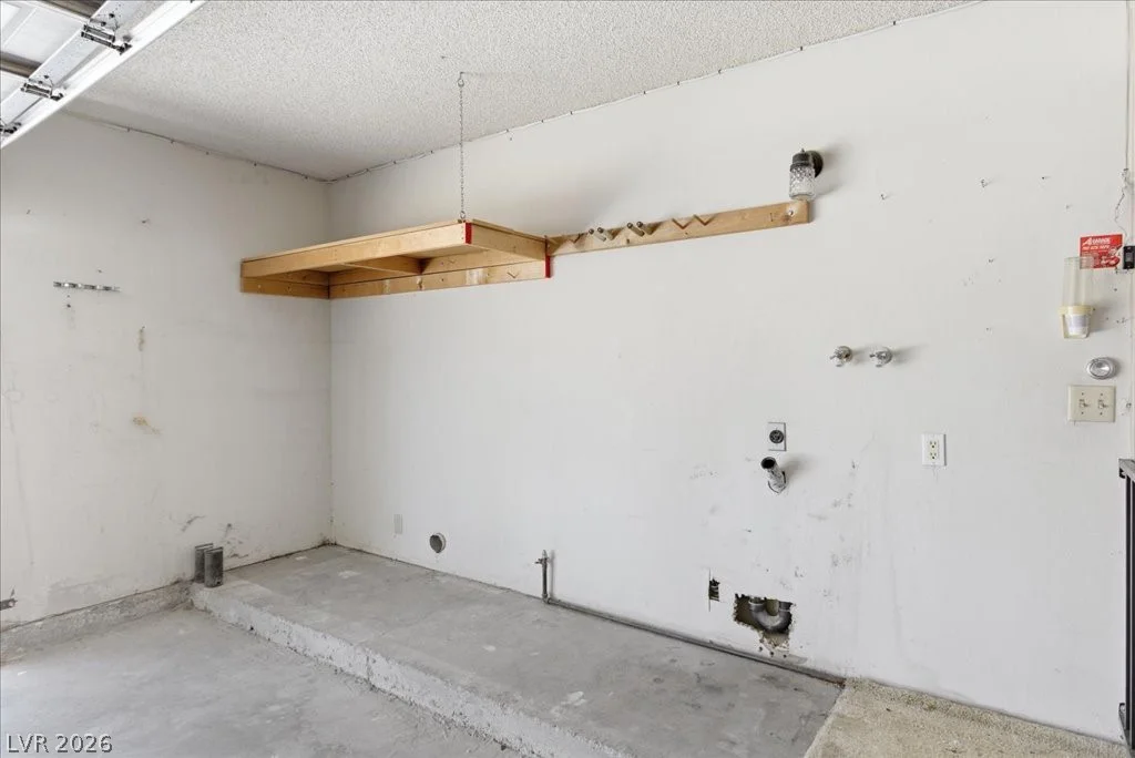 1073 Sidehill, Las Vegas, NV 89110