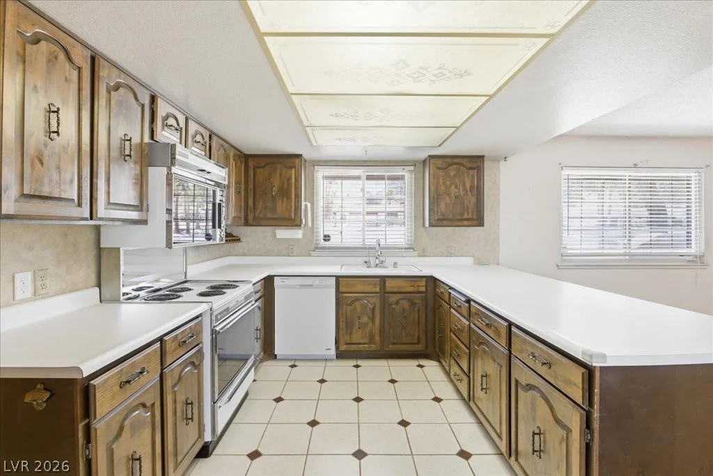 1073 Sidehill, Las Vegas, NV 89110