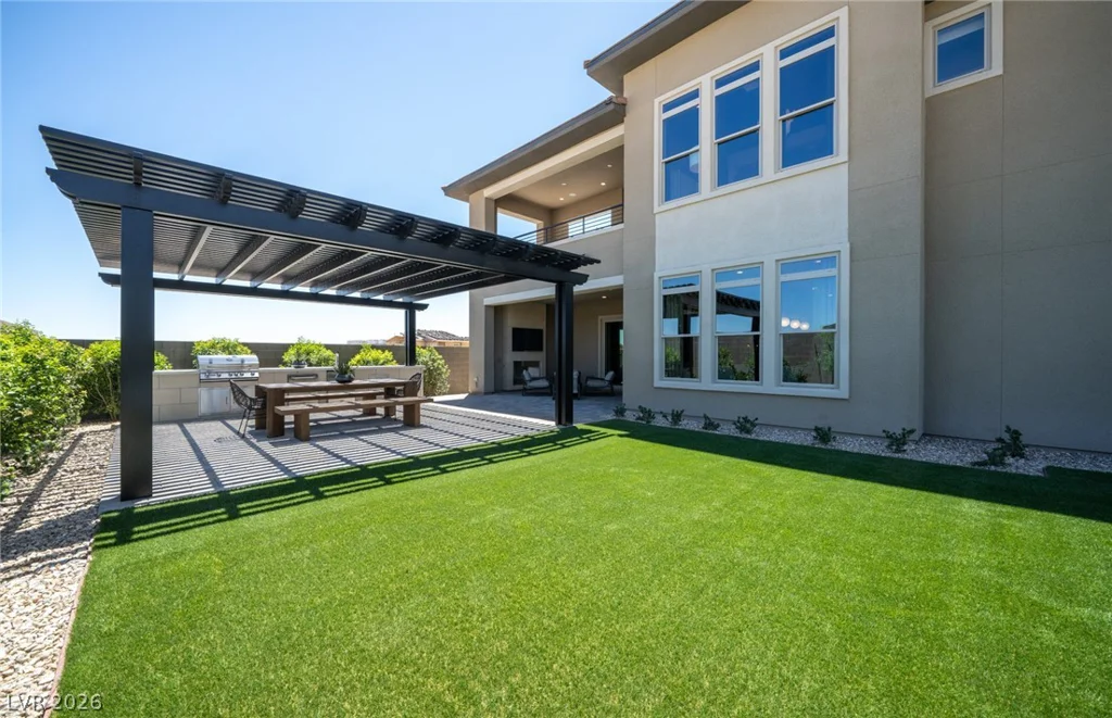 10716 Rolling Vista, Las Vegas, NV 89135
