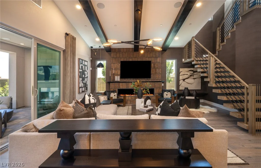 10716 Rolling Vista, Las Vegas, NV 89135