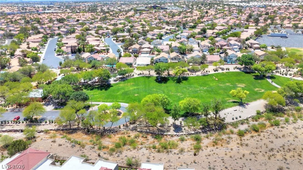 1909 Desert Falls, Las Vegas, NV 89128