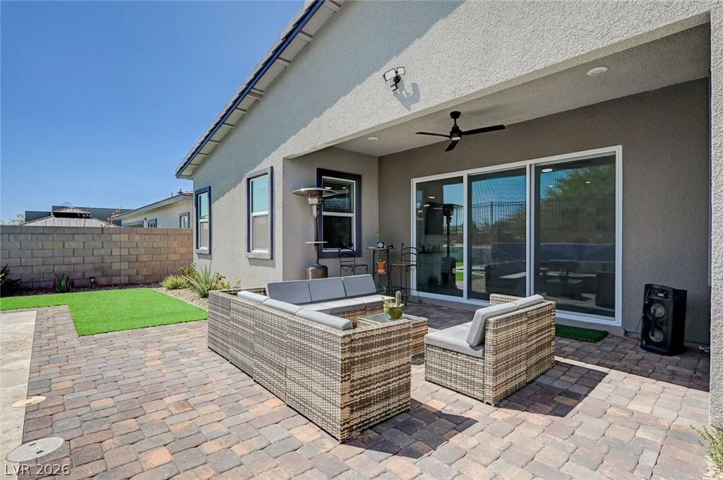33 Reverie Heights, Henderson, NV 89011