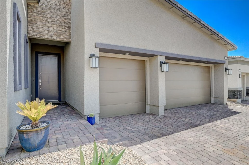 33 Reverie Heights, Henderson, NV 89011