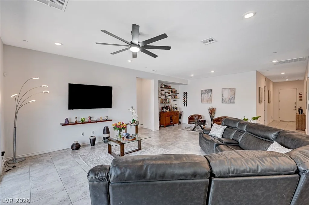 33 Reverie Heights, Henderson, NV 89011